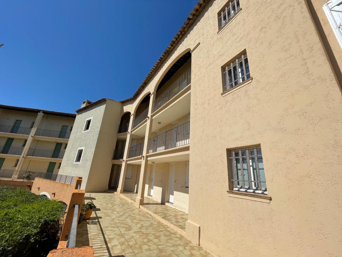 Apartment Port Cogolin With Garden View Гримо Экстерьер фото